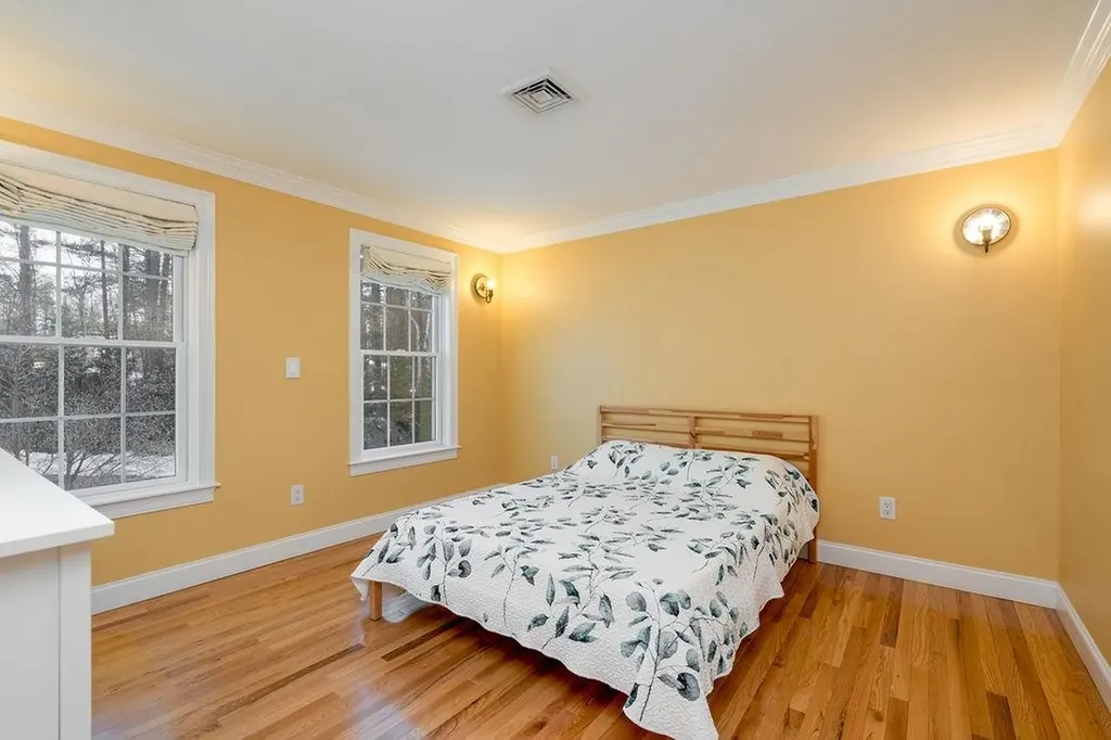 15 Arlington Drive Dover NH 03820