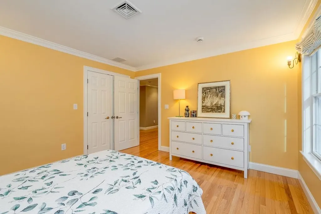 15 Arlington Drive Dover NH 03820
