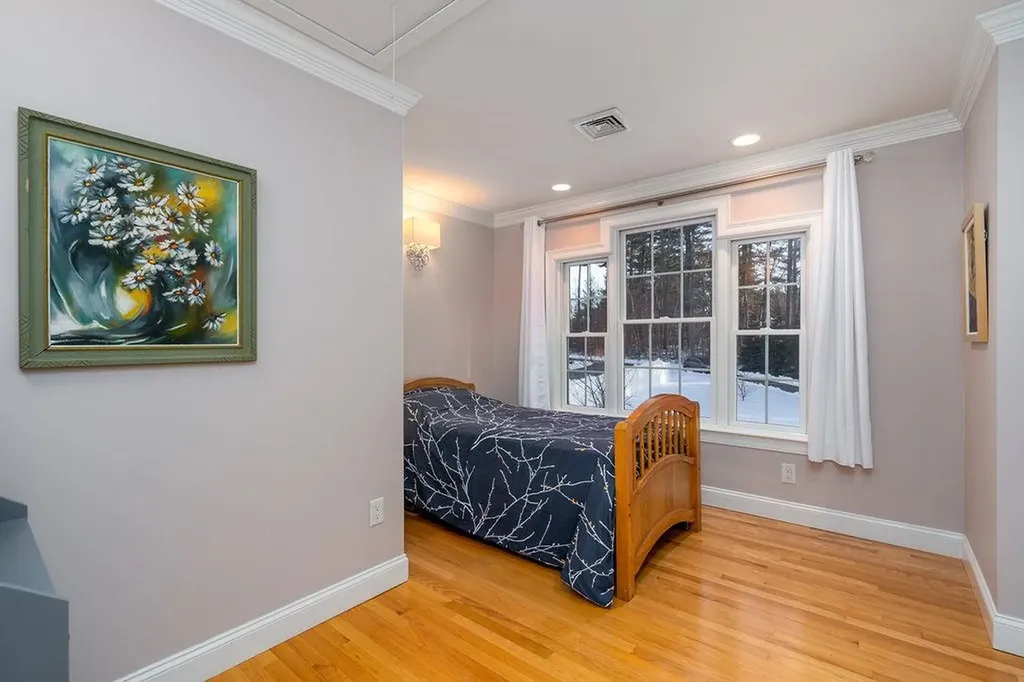15 Arlington Drive Dover NH 03820