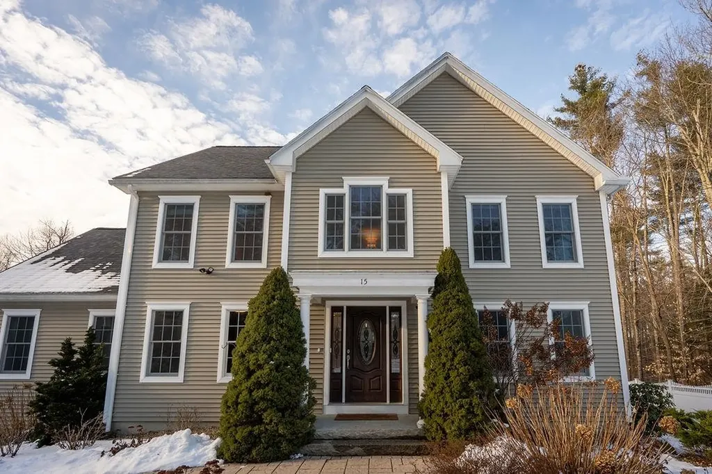 15 Arlington Drive Dover NH 03820