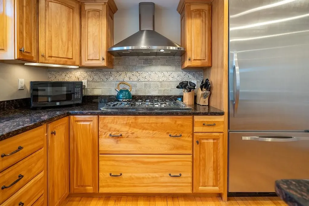 15 Arlington Drive Dover NH 03820