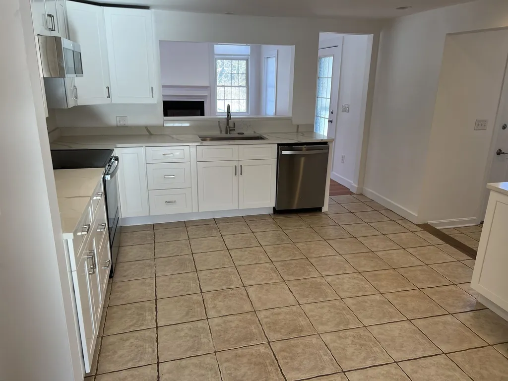 19 Spruce Street Exeter NH 03833
