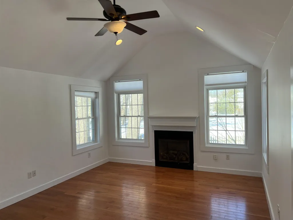 19 Spruce Street Exeter NH 03833