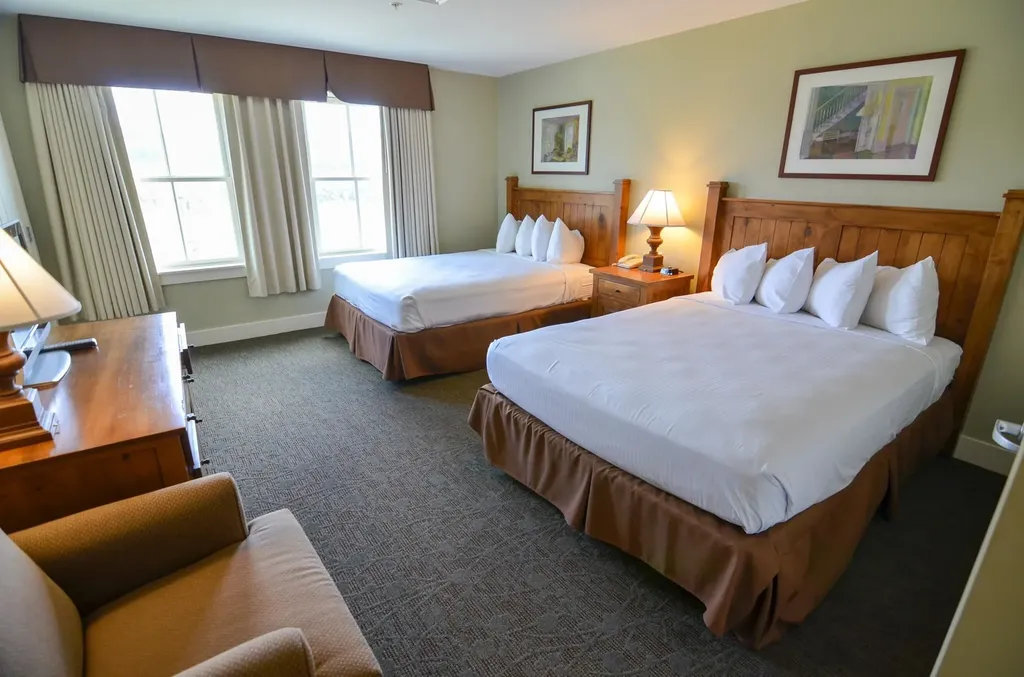 820/822 Qi Jackson Gore Adams House Ludlow VT 05149