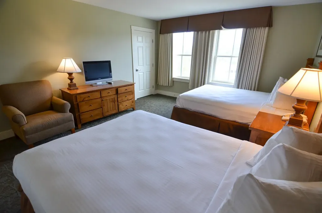 820/822 Qi Jackson Gore Adams House Ludlow VT 05149