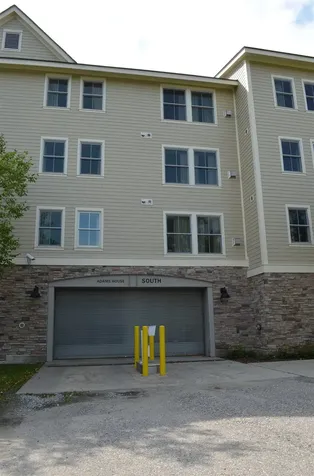 820/822 Qi Jackson Gore Adams House Ludlow VT 05149