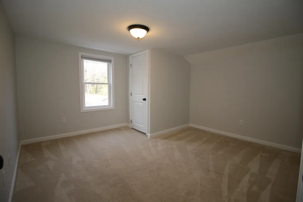 12 Whitney Lane Rindge NH 03461