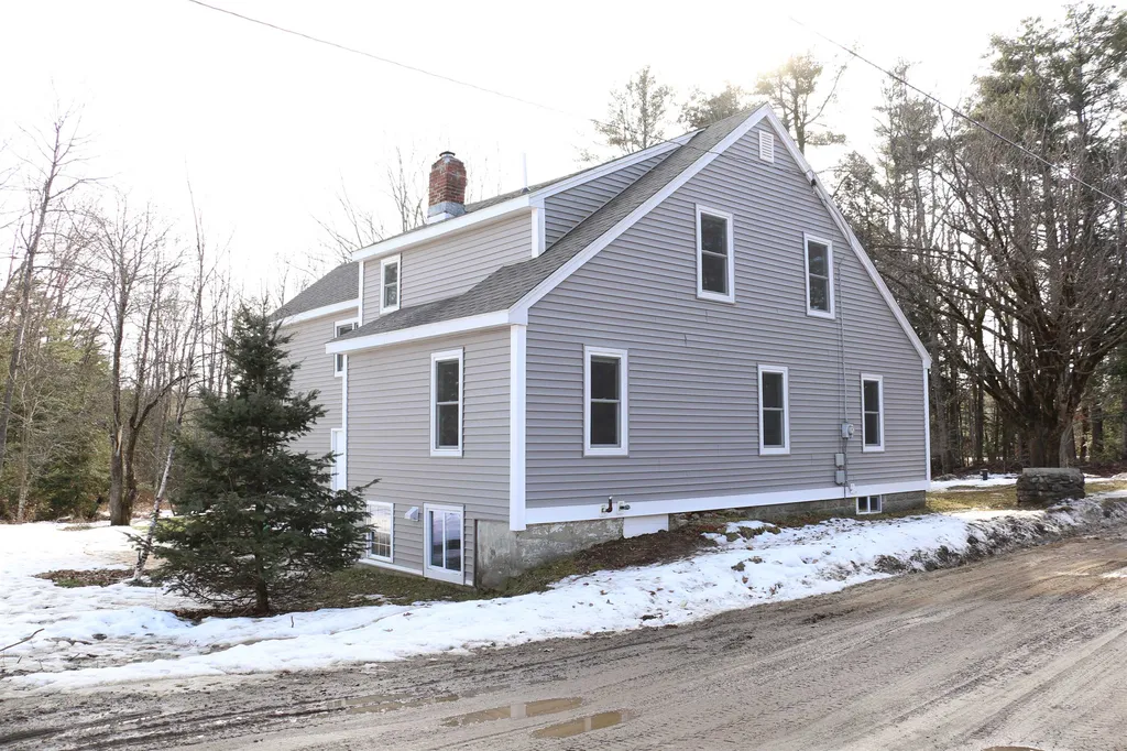 12 Whitney Lane Rindge NH 03461