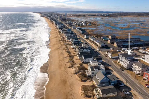 285 N End Boulevard Salisbury MA 01952