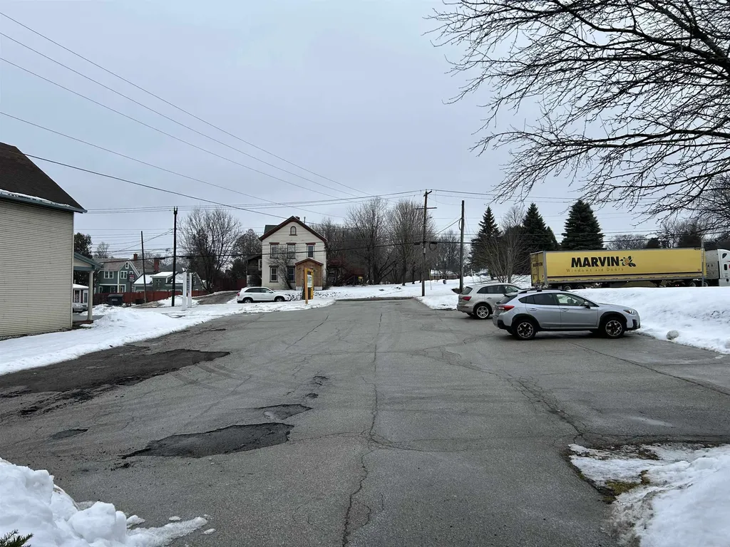 54 Woodstock Avenue Rutland City VT 05701