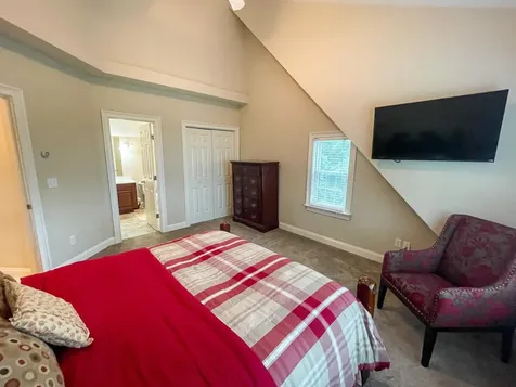 37 Titcomb Lane Ludlow VT 05149