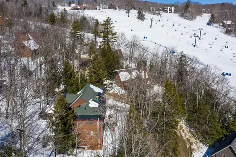 37 Titcomb Lane Ludlow VT 05149