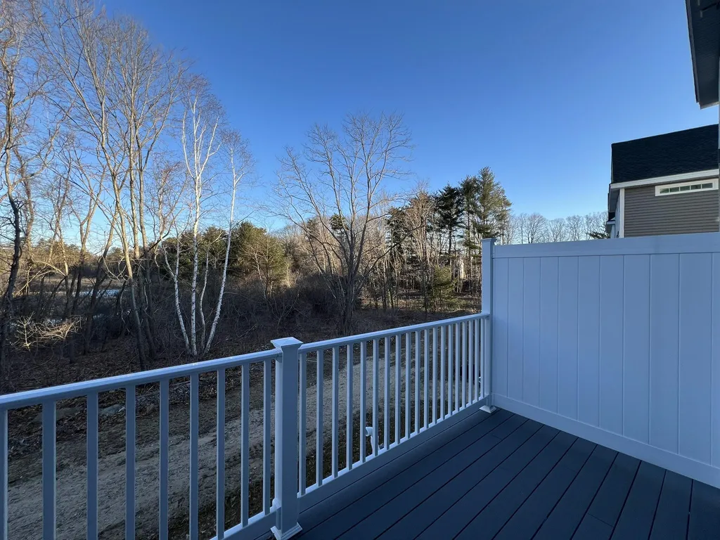 14 Juniper Lane Portsmouth NH 03801