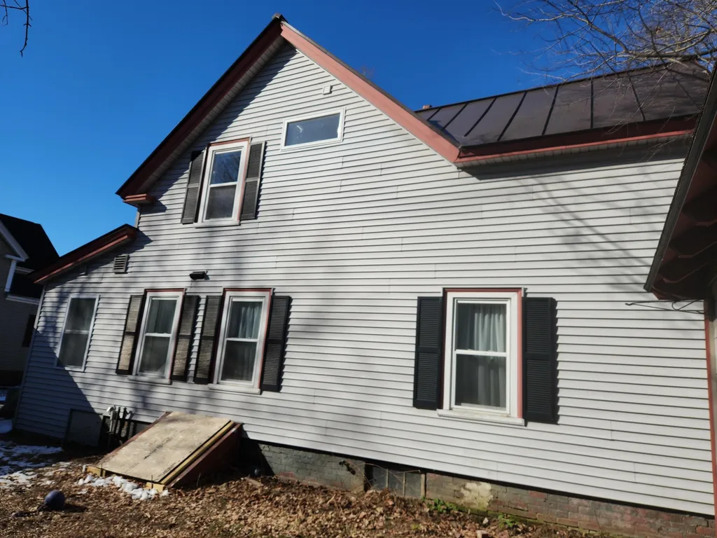 16 Richardson Court Keene NH 03431