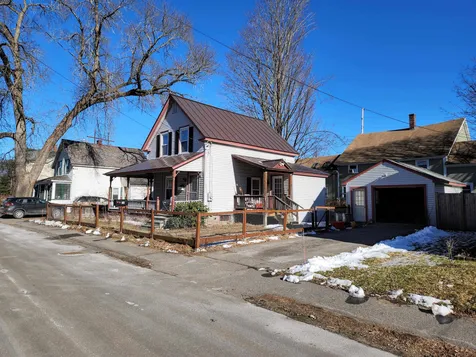 16 Richardson Court Keene NH 03431