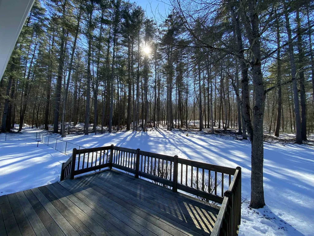198 Farley Road Hollis NH 03049