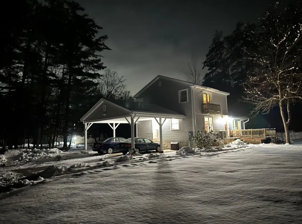 198 Farley Road Hollis NH 03049