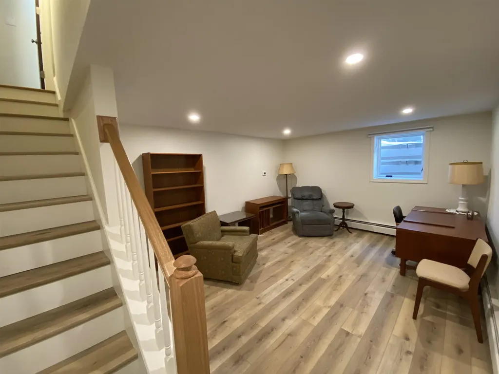 198 Farley Road Hollis NH 03049
