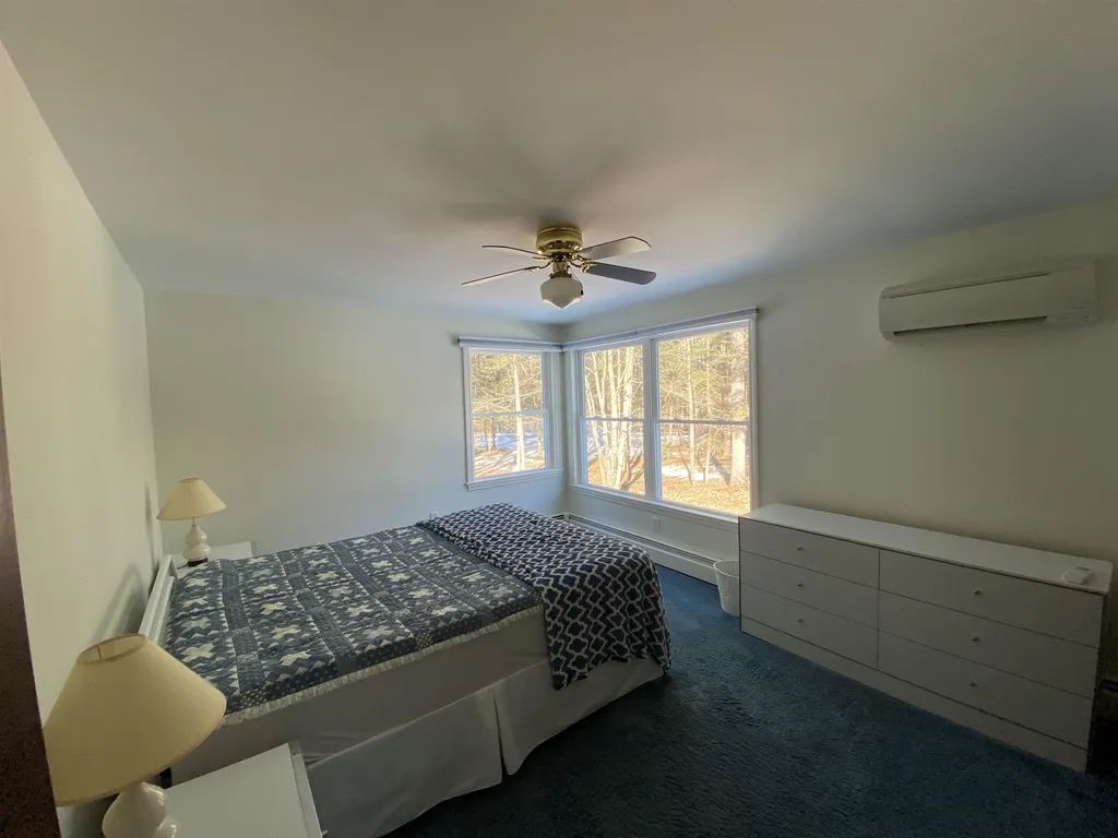 198 Farley Road Hollis NH 03049