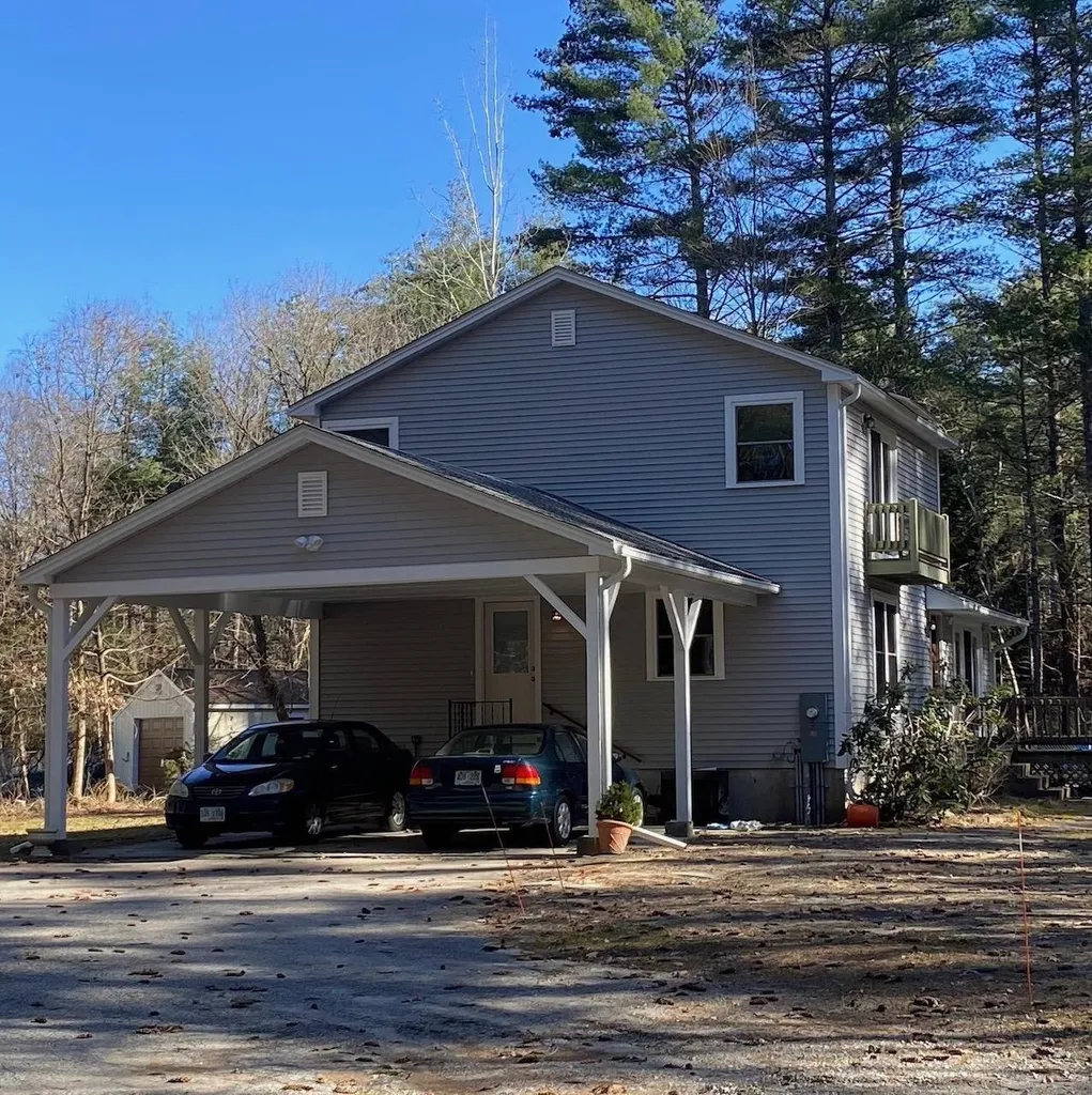 198 Farley Road Hollis NH 03049