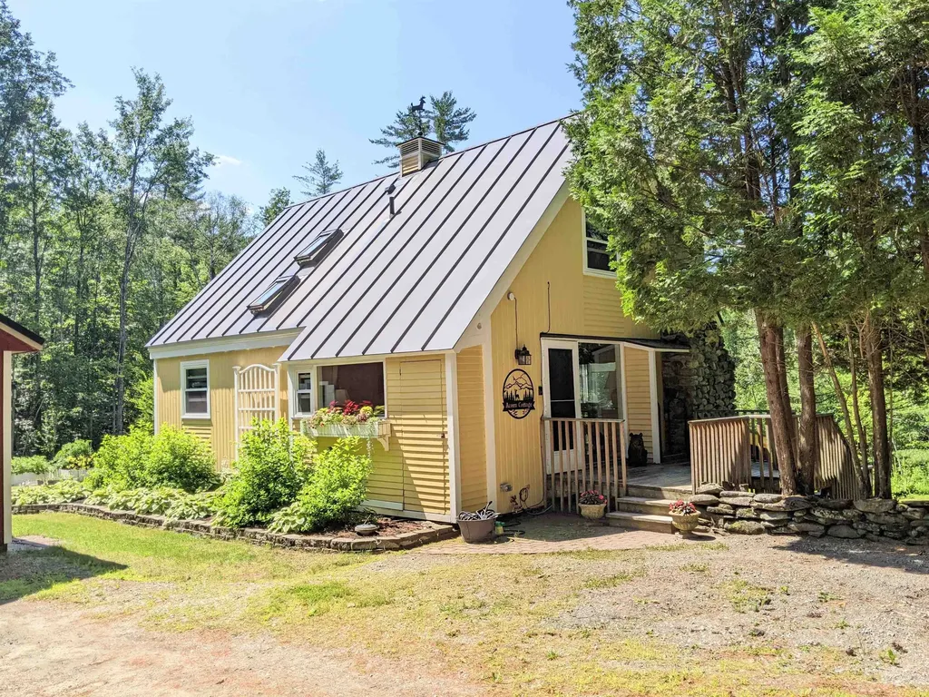 301 Copenhagen Road Waterford VT 05819-301