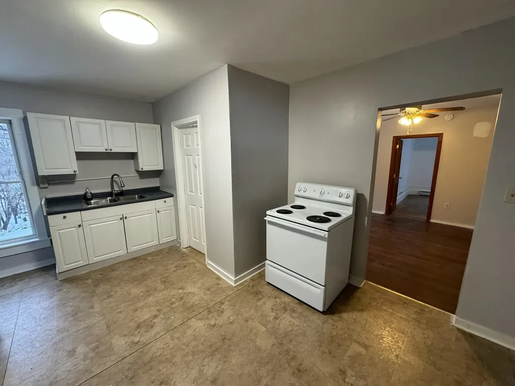 100 Hanover Street Claremont NH 03743