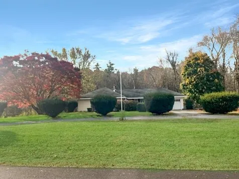 3 Grand View Terrace Kingston NH 03848