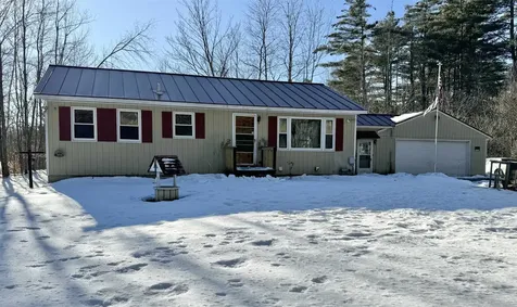 11 Pine Tree Road Newport NH 03773