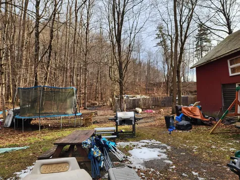 16 Snow Avenue Hinsdale NH 03451
