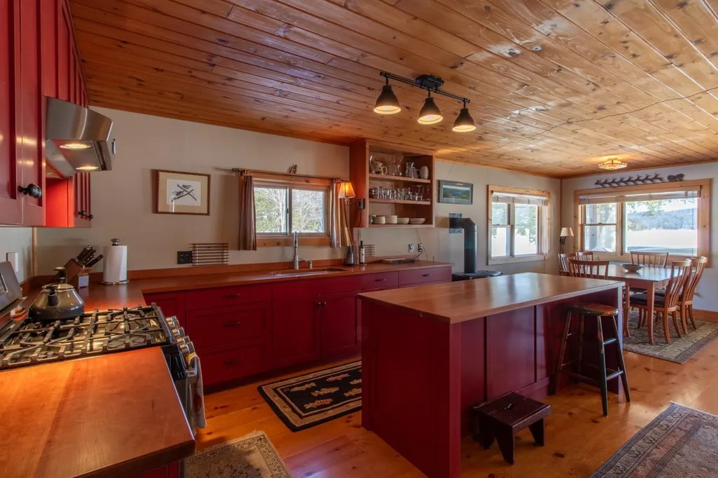 69 Danforth Road Glover VT 05839