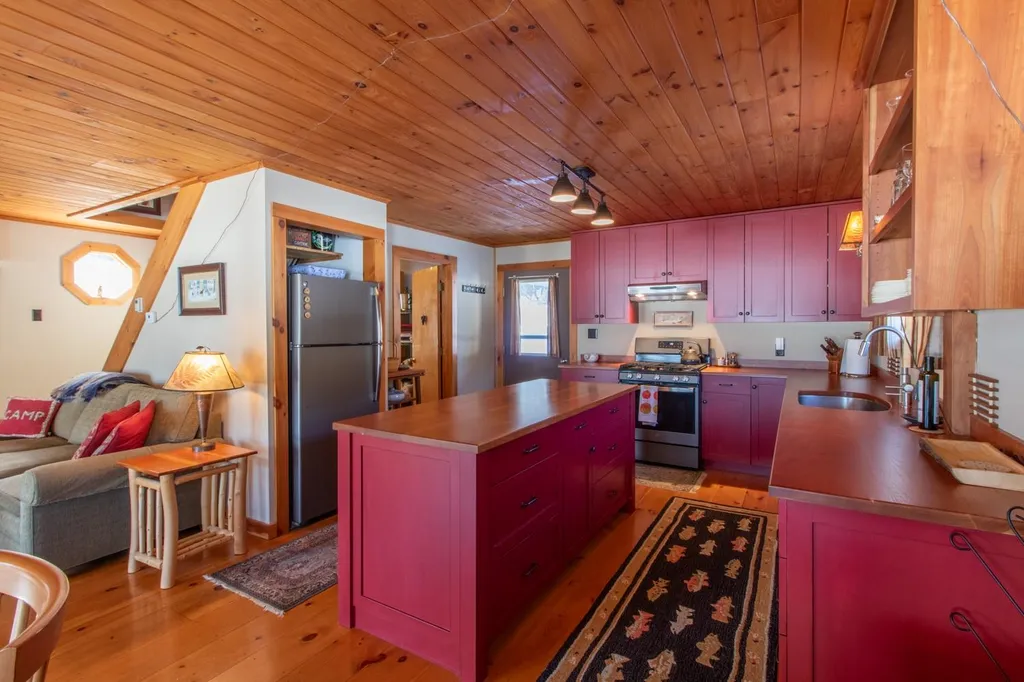 69 Danforth Road Glover VT 05839