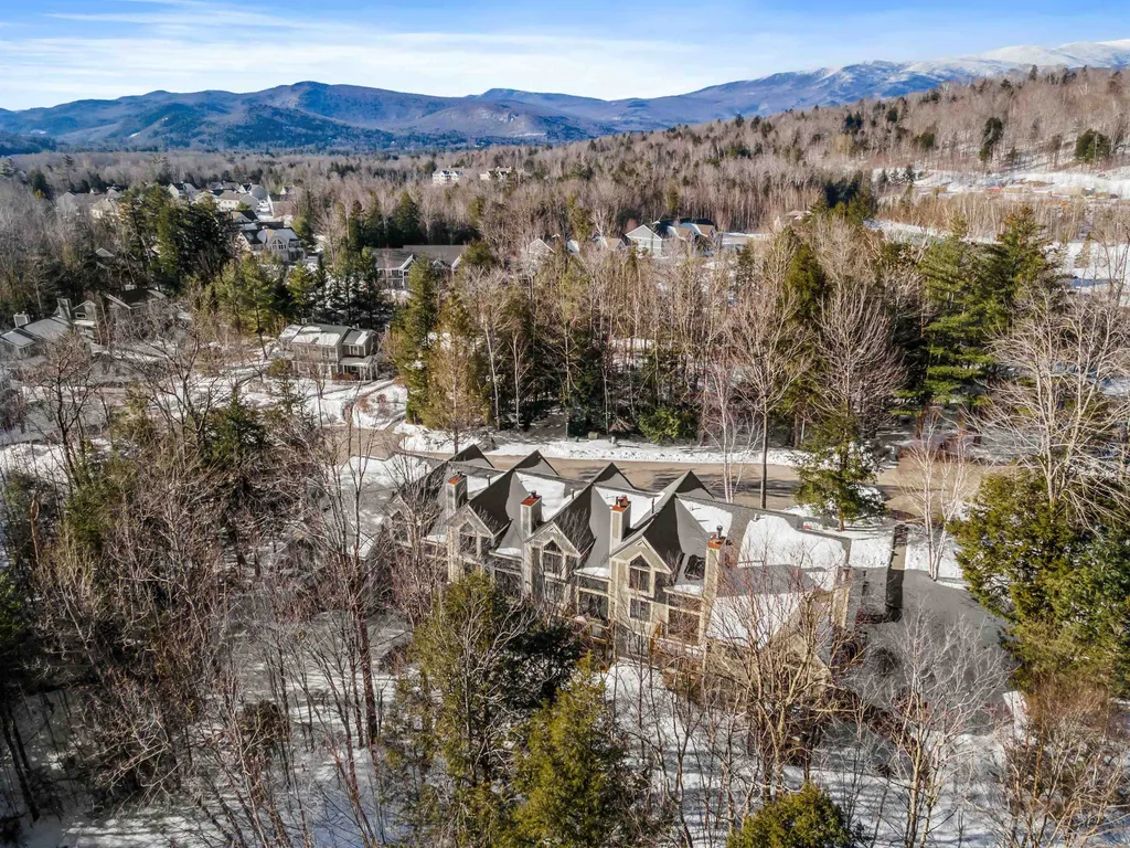 18 Woodsview Lane Lincoln NH 03251