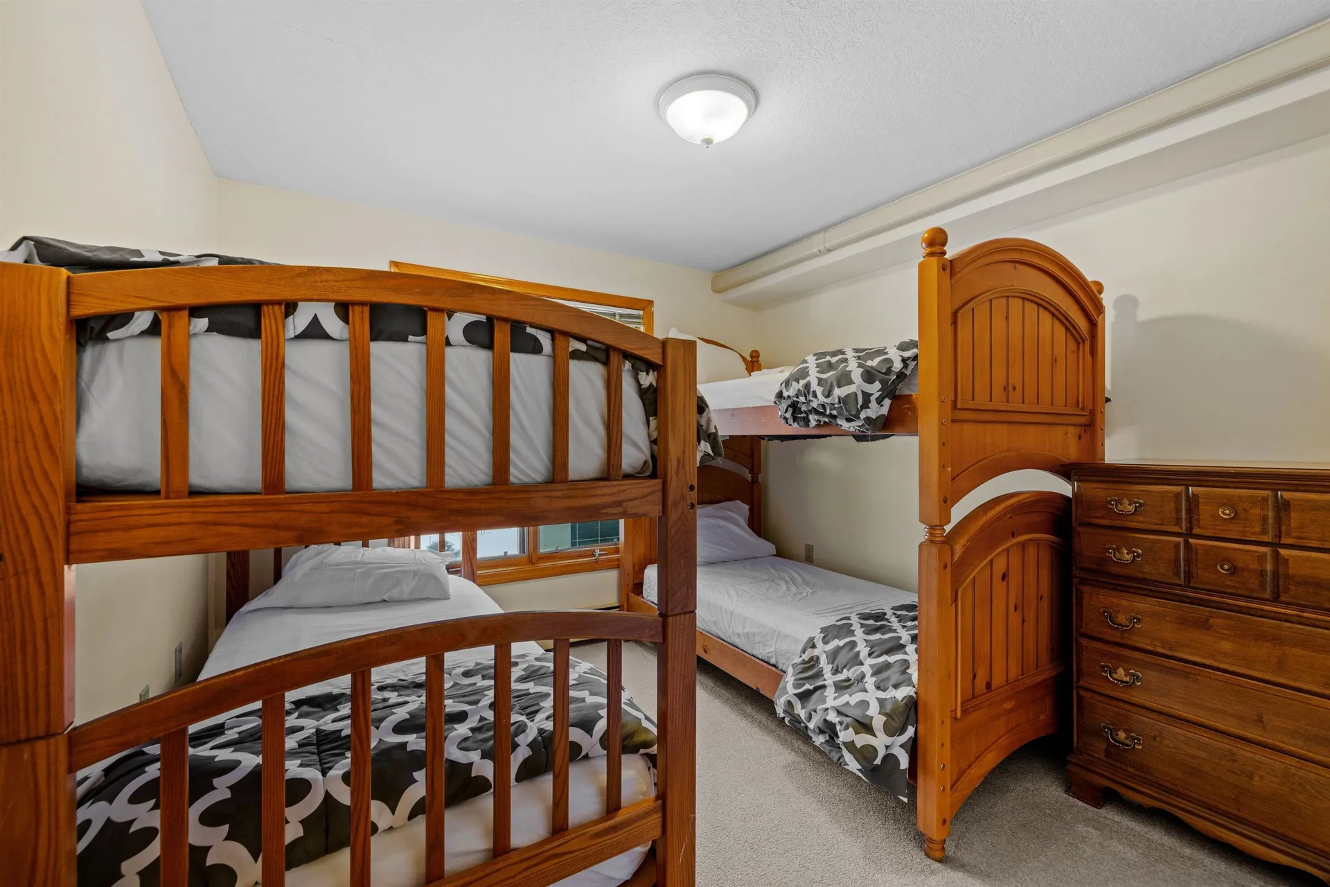 18 Woodsview Lane Lincoln NH 03251