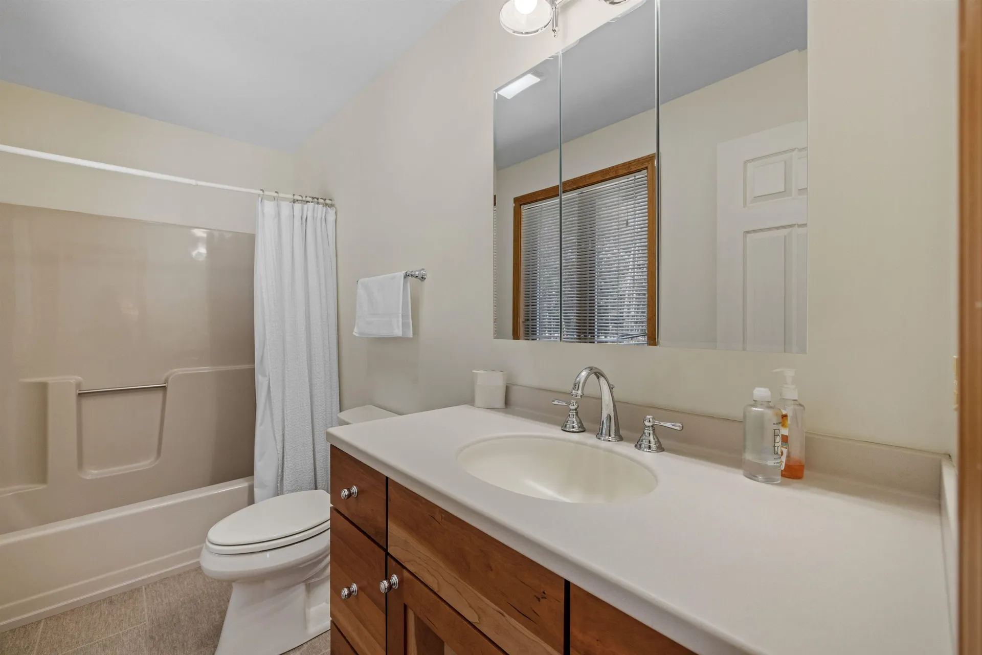 18 Woodsview Lane Lincoln NH 03251
