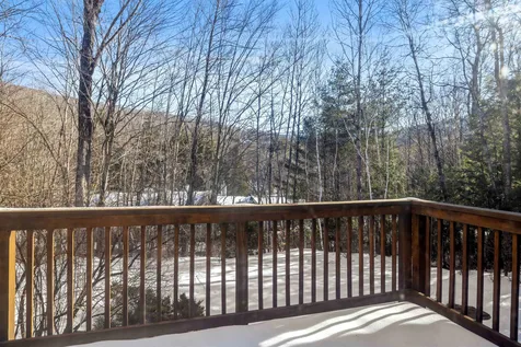18 Woodsview Lane Lincoln NH 03251