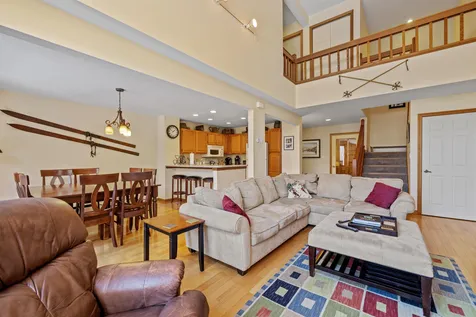 18 Woodsview Lane Lincoln NH 03251