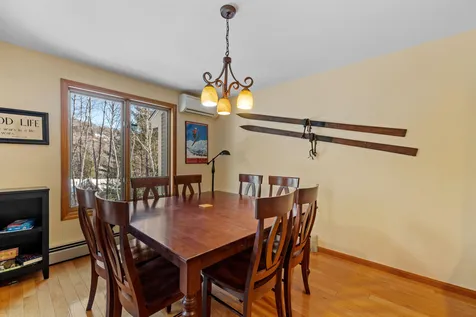 18 Woodsview Lane Lincoln NH 03251