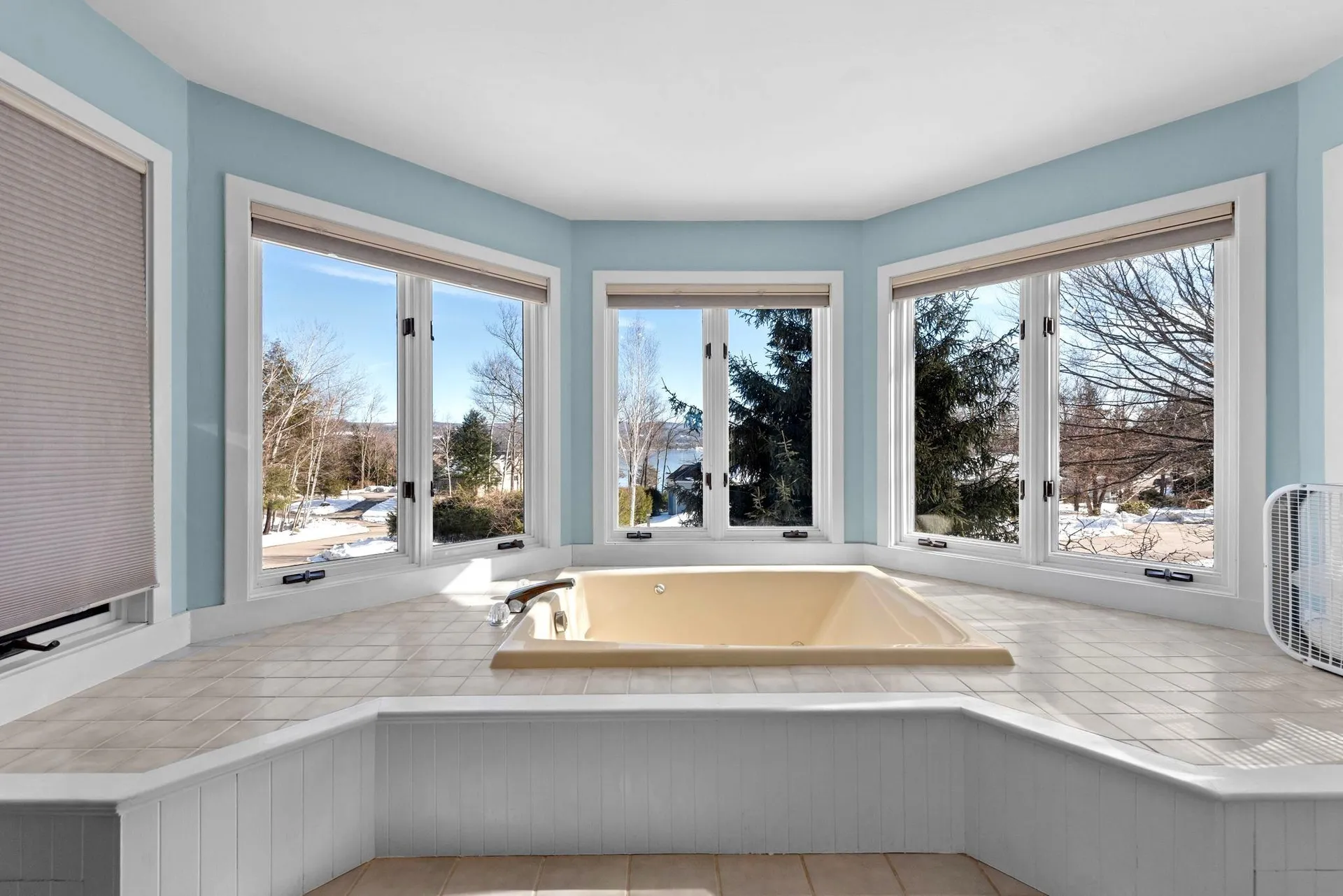 41 Ledgewood Circle Hebron NH 03241