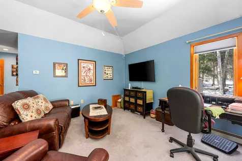 41 Ledgewood Circle Hebron NH 03241
