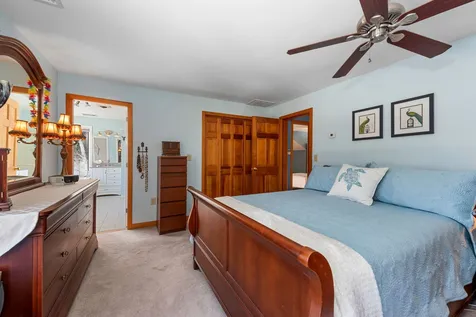 41 Ledgewood Circle Hebron NH 03241