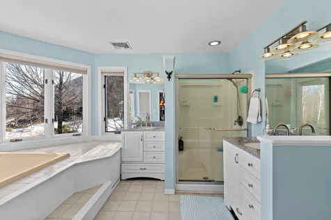 41 Ledgewood Circle Hebron NH 03241