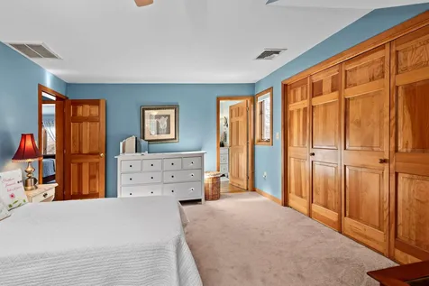 41 Ledgewood Circle Hebron NH 03241