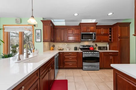 41 Ledgewood Circle Hebron NH 03241