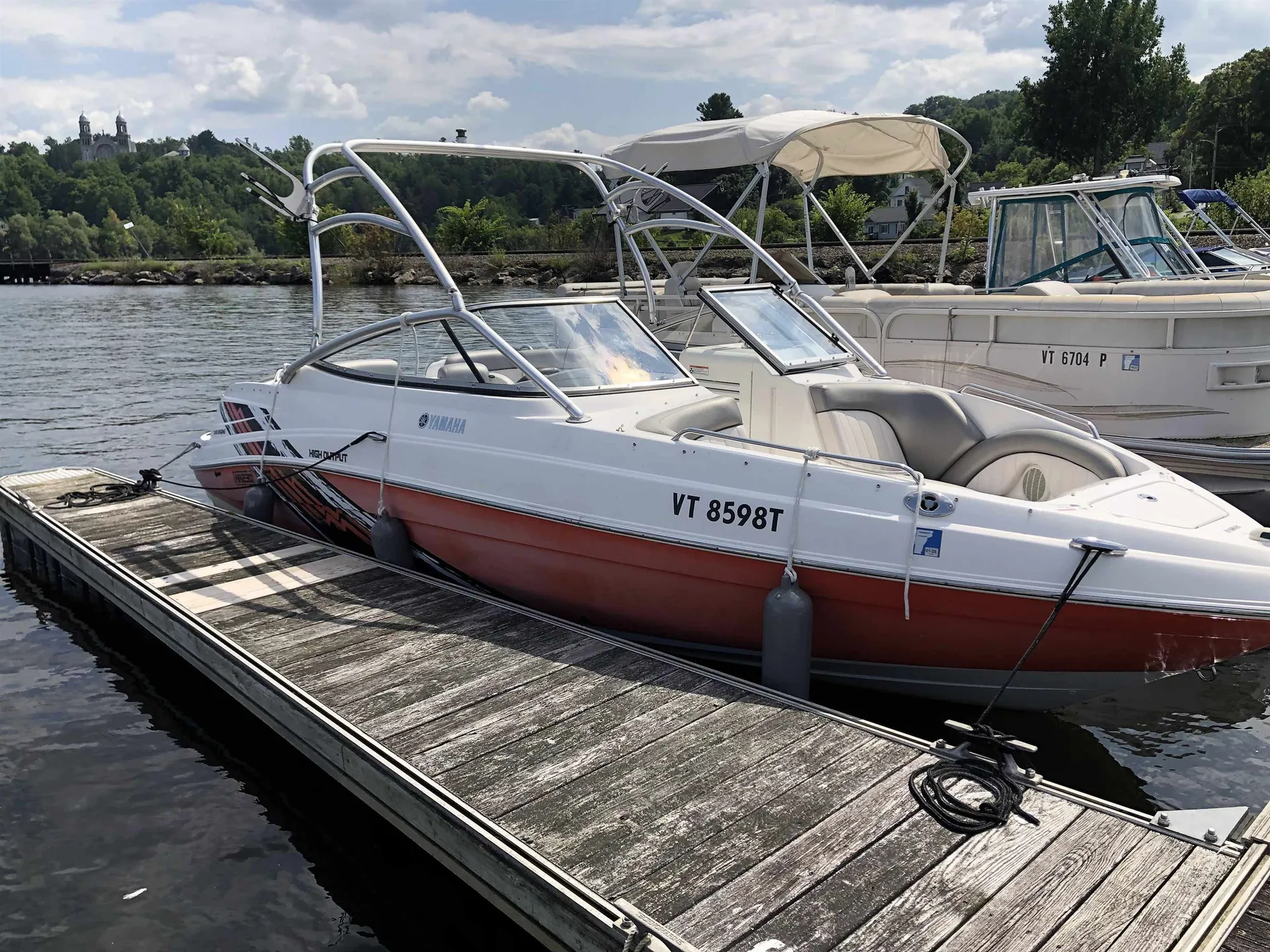 197 Farrants Point Newport City VT 05855