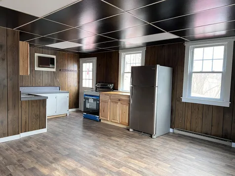 98 Henniker Street Hillsborough NH 03244
