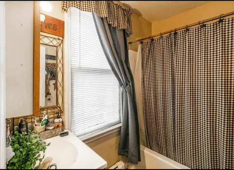 1 Cram Avenue Pittsfield NH 03263