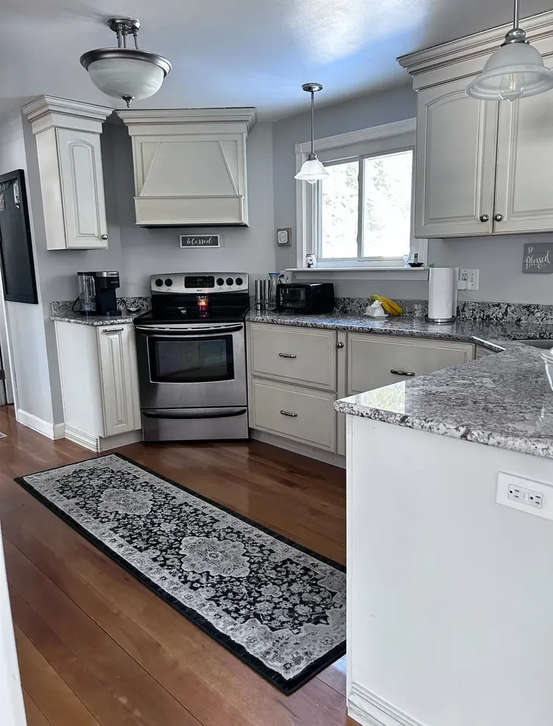 52 Queens Road Keene NH 03431