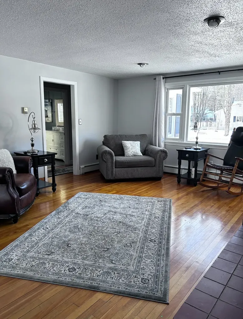 52 Queens Road Keene NH 03431