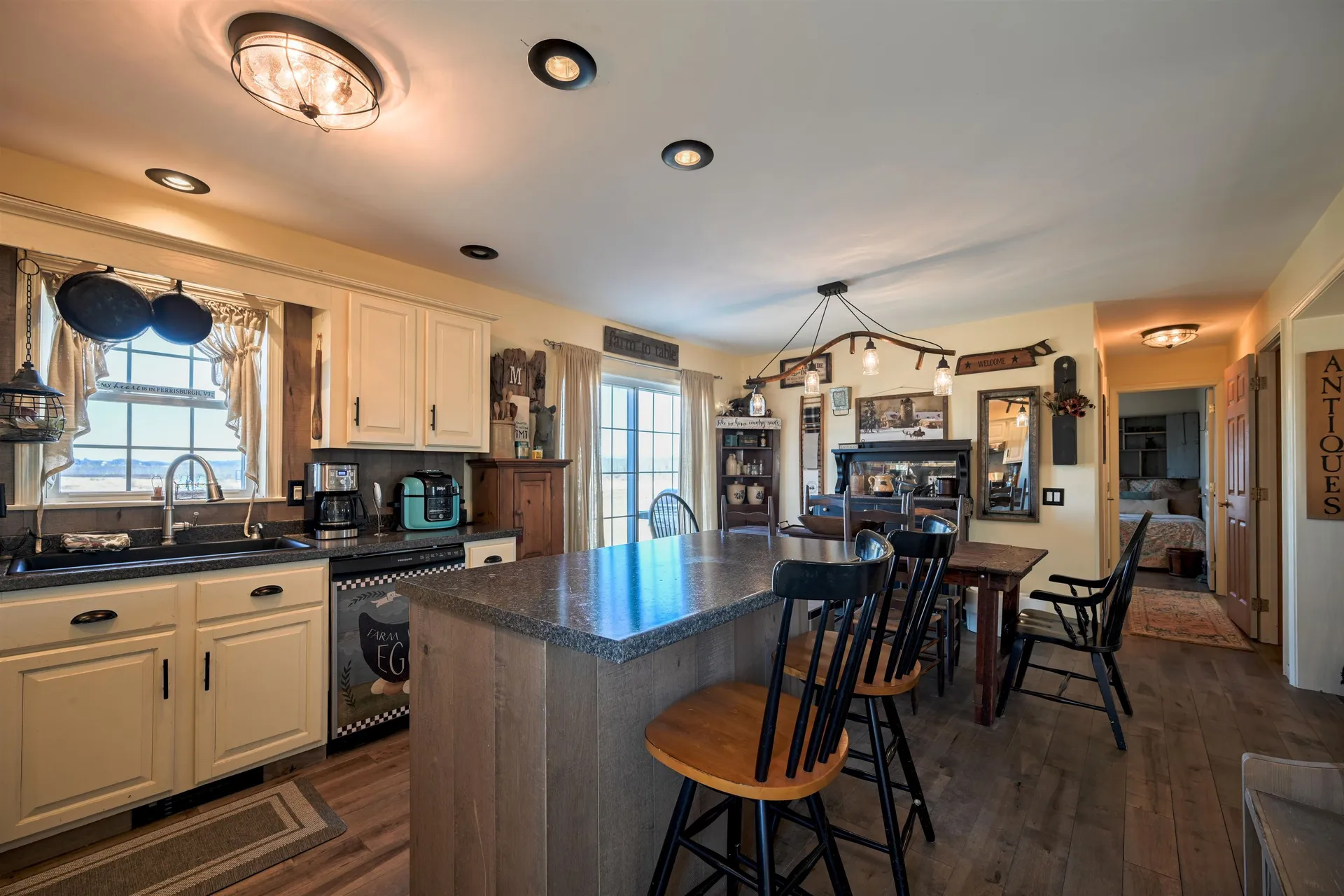863 Monkton Road Ferrisburgh VT 05456