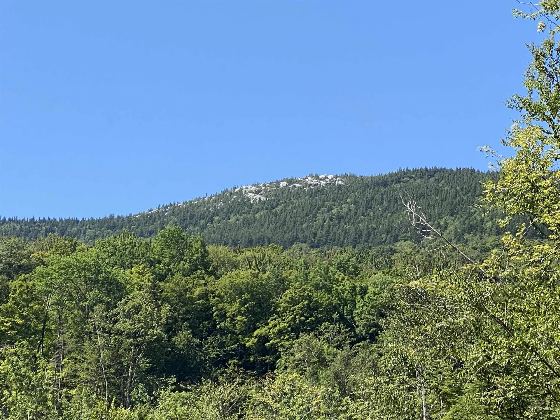 Route 25a Orford NH 03777